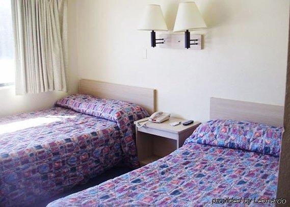 Rodeway Inn メンフィス エクステリア 写真