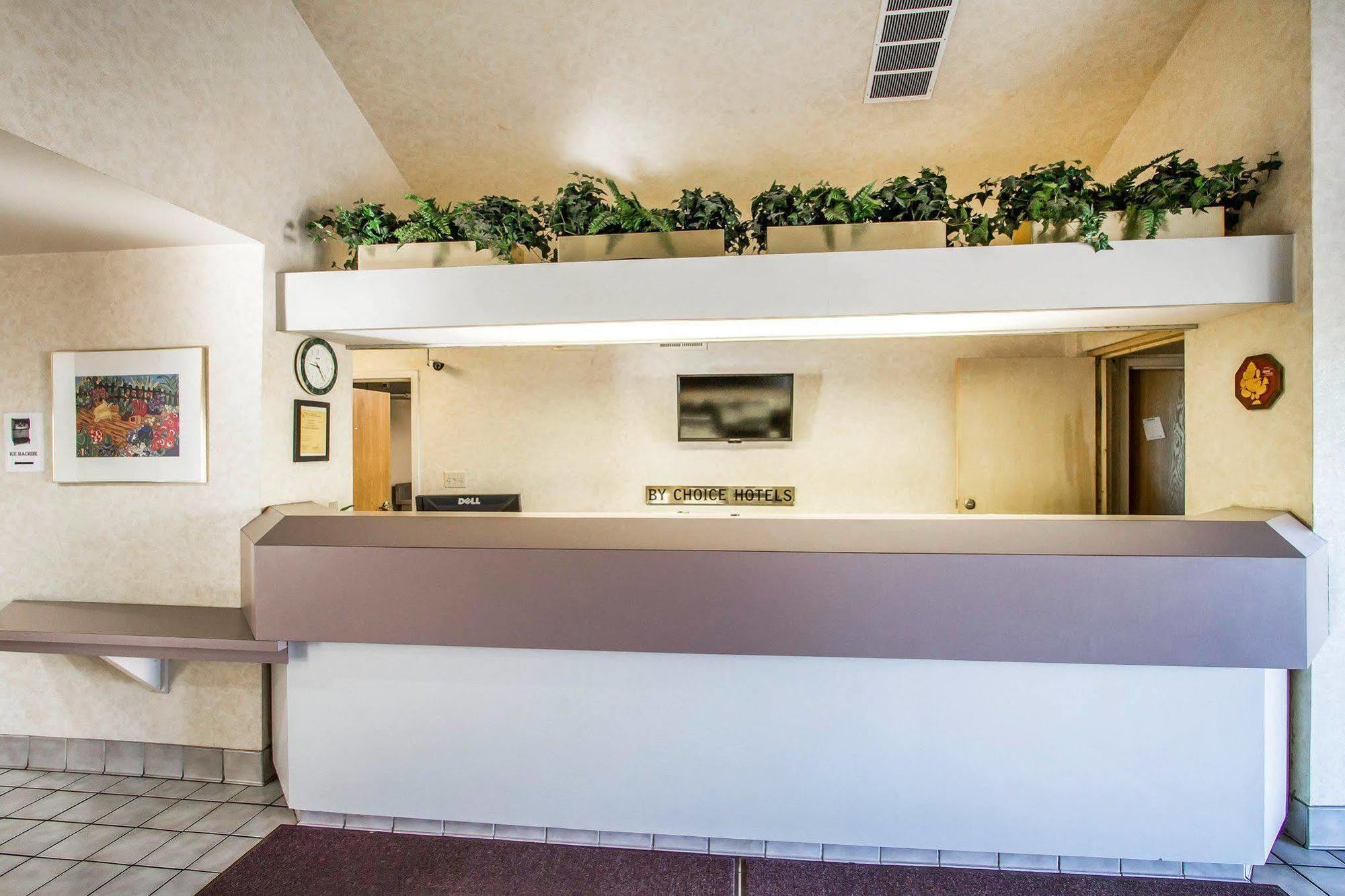 Rodeway Inn メンフィス エクステリア 写真