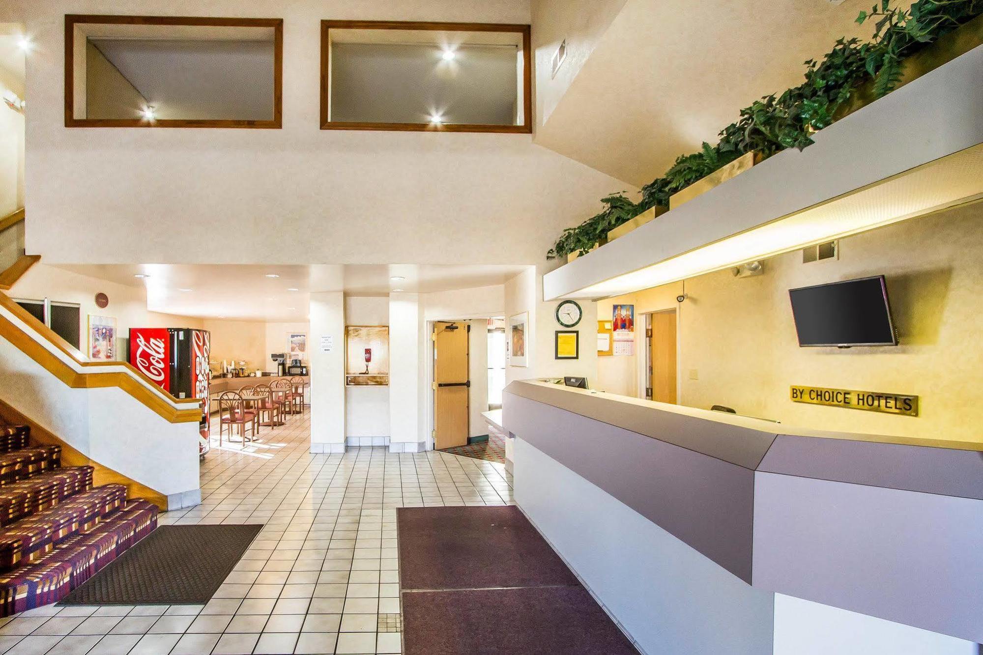 Rodeway Inn メンフィス エクステリア 写真