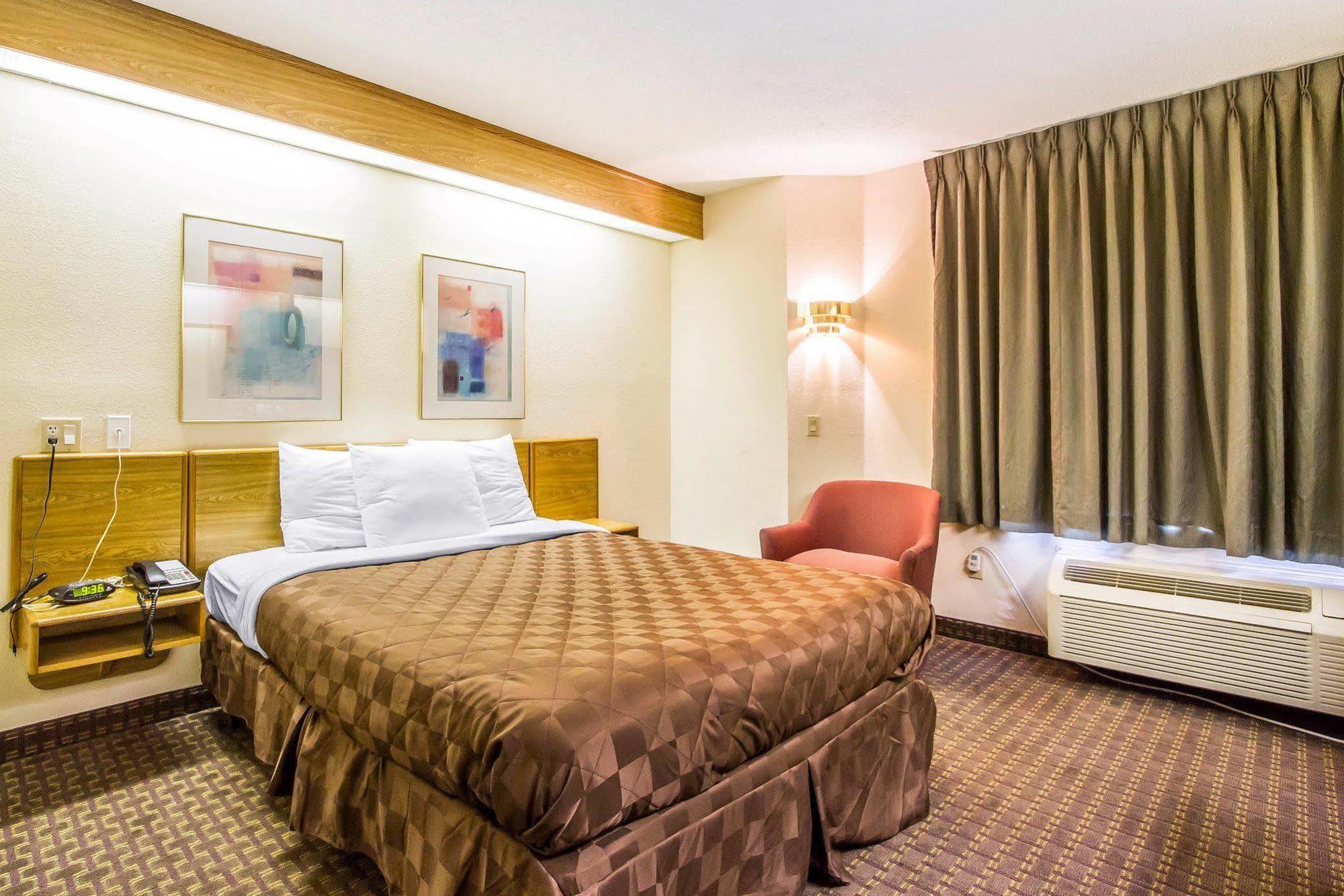 Rodeway Inn メンフィス エクステリア 写真