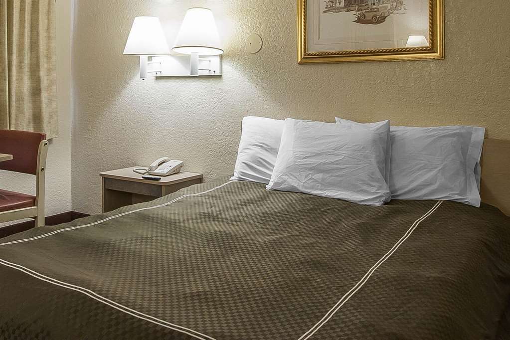 Rodeway Inn メンフィス 部屋 写真