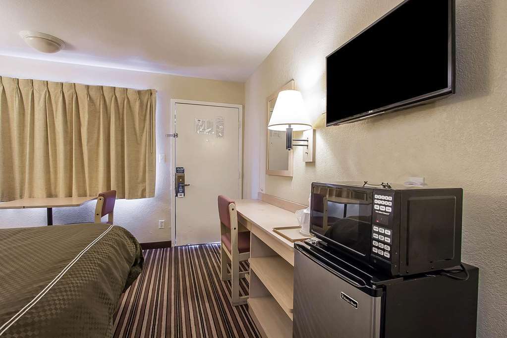 Rodeway Inn メンフィス 部屋 写真